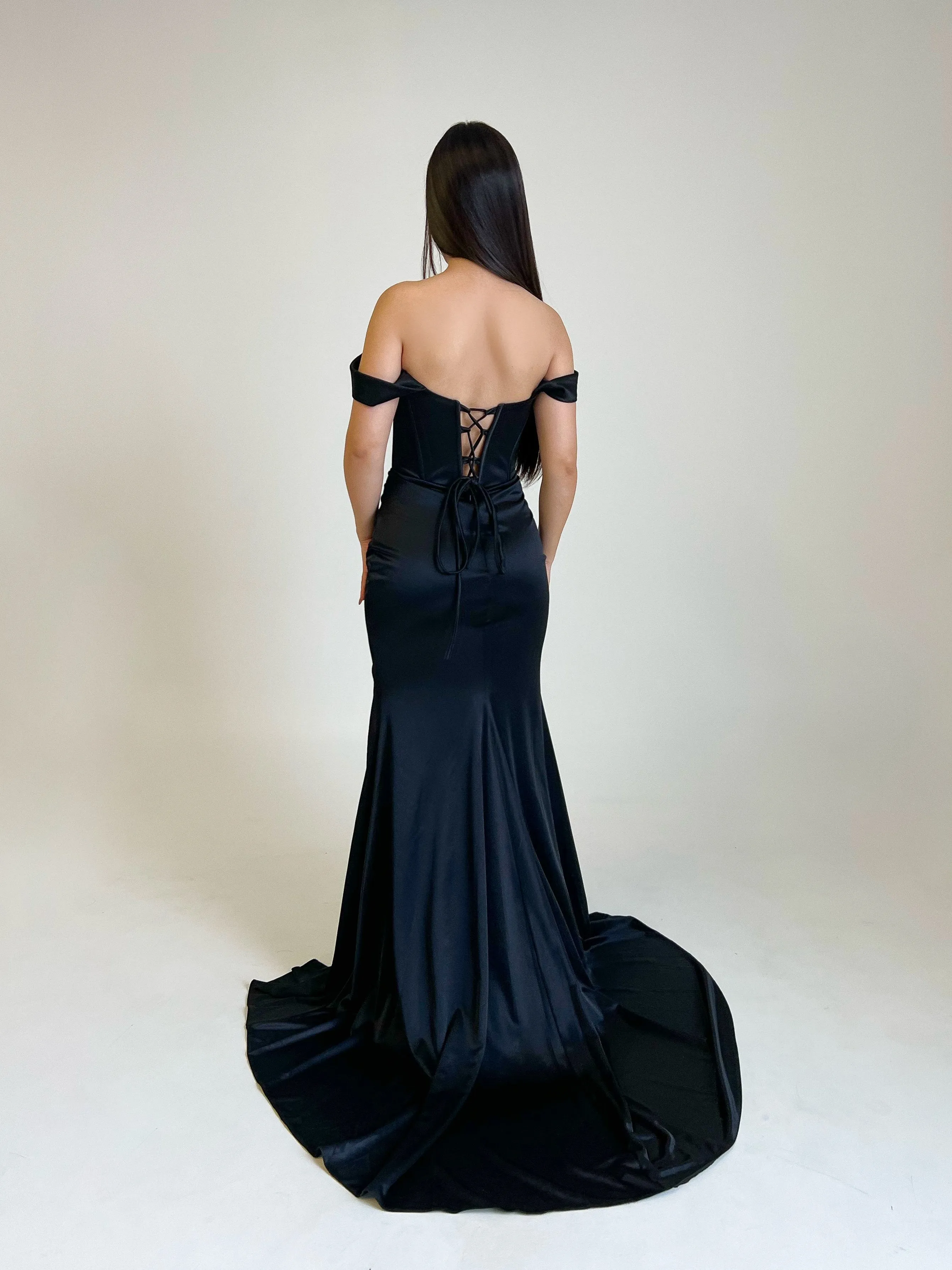 Corin Dress (Black)